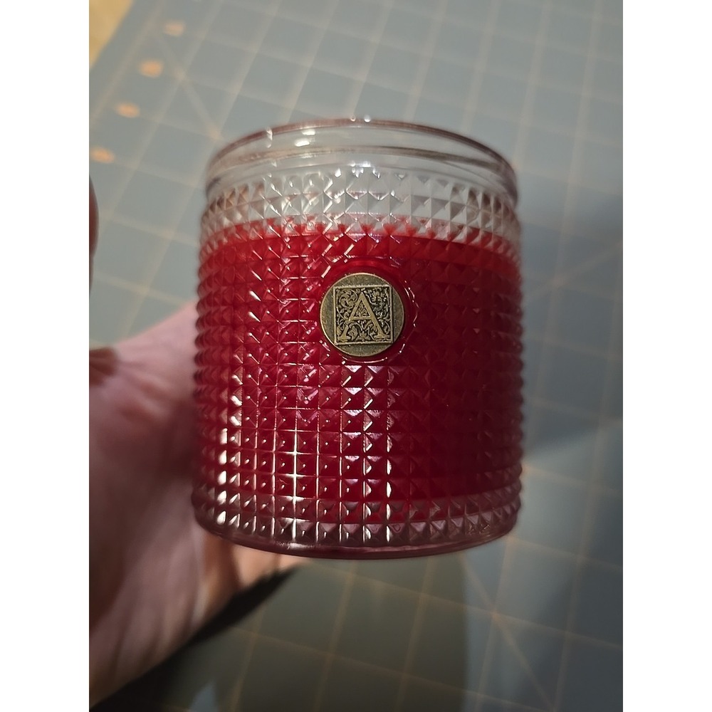 Aromatique The Smell of Christmas Textured Glass 5.5 oz Scented Jar Candle New